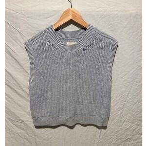 Abercrombie & Fitch Light Gray Knit Sleeveless Crewneck Sweater Vest